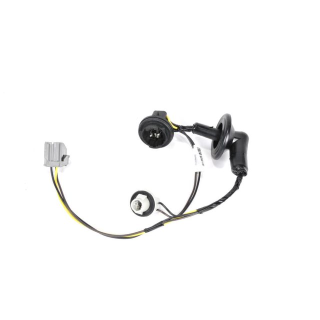Amazon.com: GM Connector - Part# 22855316 : Automotive