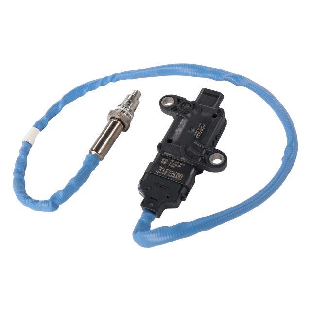 GM Genuine Parts Nitrogen Oxides Sensor | 12731773 | GM Parts GM Genuine Parts Nitrogen Oxides Sensor | 12731773 | GM Parts