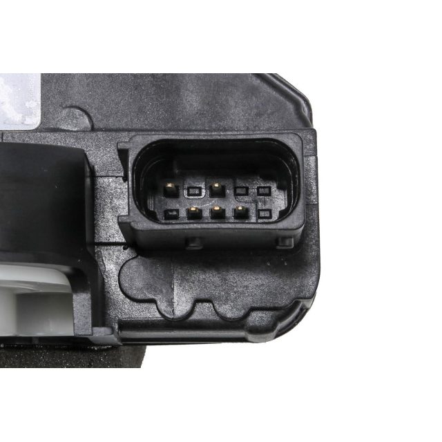 GM Genuine Parts Front Passenger Side Door Latch | 13579523