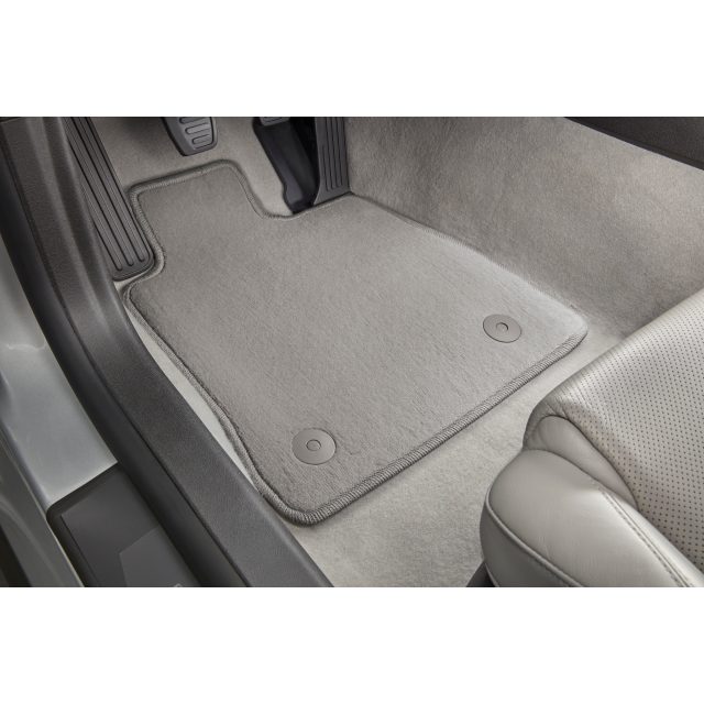 Chevrolet carpet floor mats hotsell