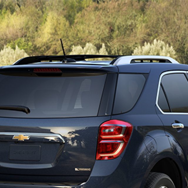 Chevrolet Removable Roof Rack Cross Rails in Ebony 19202488