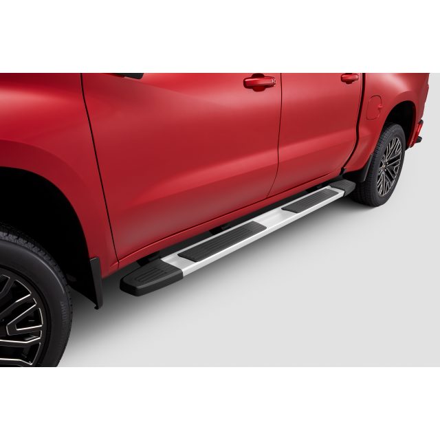 Chevrolet Crew Cab 6-Inch Rectangular Assist Steps in Chrome 