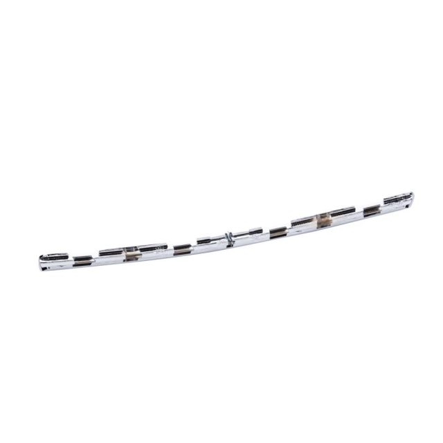 GM Genuine Parts Passenger Side Front Bumper Fascia Molding GM Genuine Parts Passenger Side Front Bumper Fascia Molding
