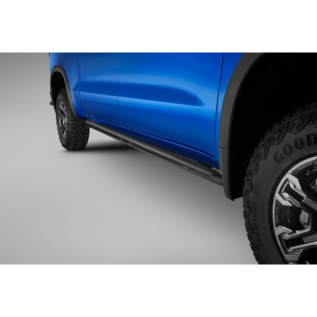 Chevrolet Crew Cab Rocker Protectors | 85534568 | Chevrolet