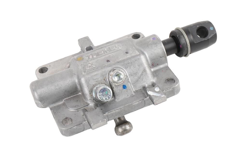 スーパーセール 半額 | Cover Shaft Control Shift Parts Genuine GM 24043649 Parts GM | 自転車本体